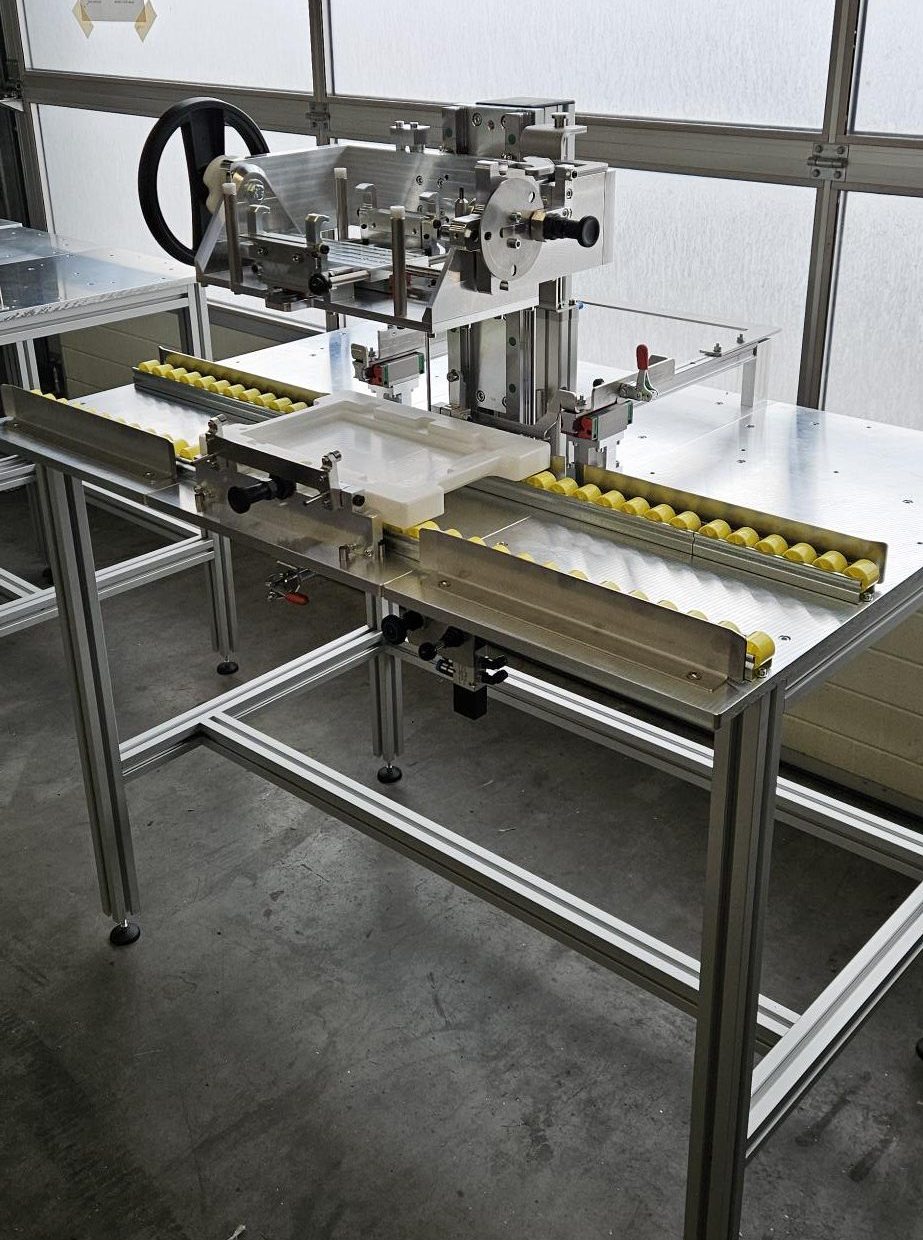 Komplexe Montagevorrichtung